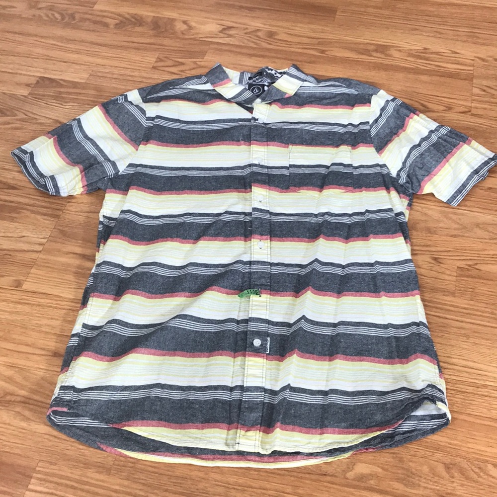 Volcom slim fit shirt size XXL